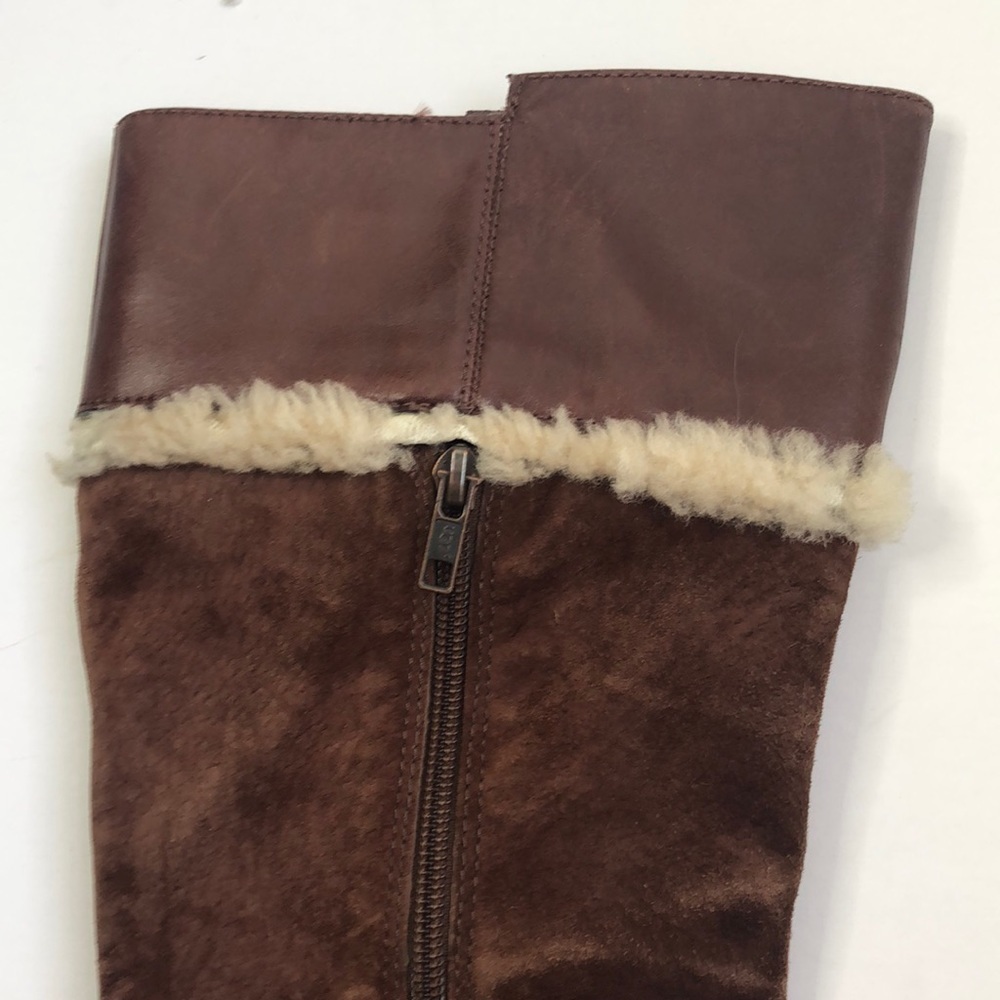 UGG Tall brown leather and suede boots - Picture 6 of 9